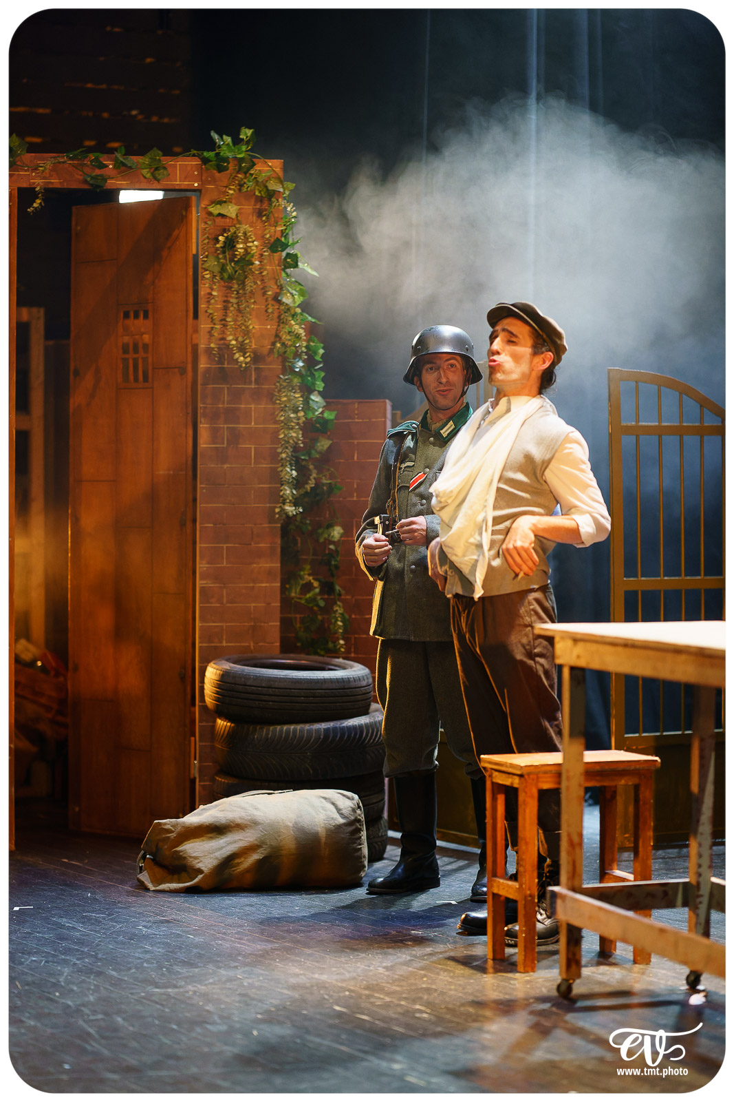 LES VISIONS DE SIMONE MACHARD (CIE LA CLAQUE)